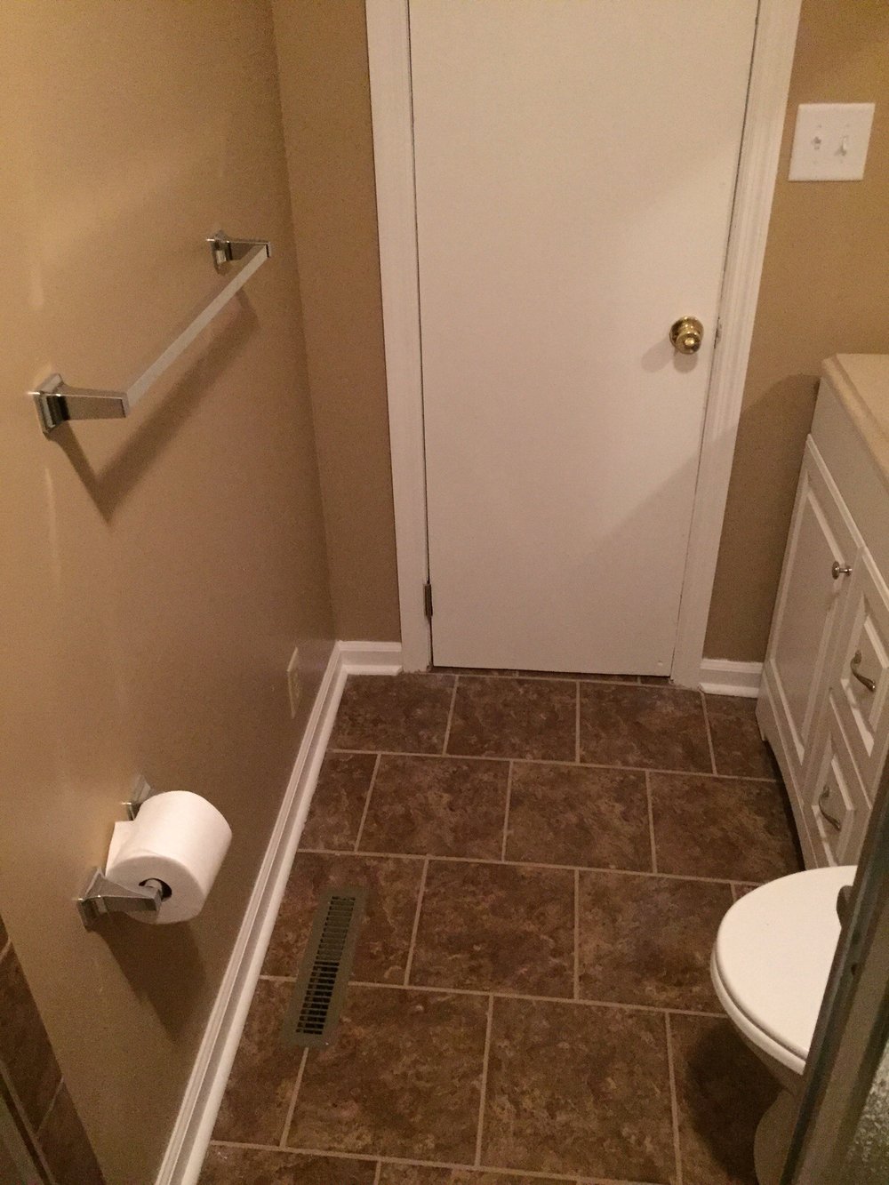 Bathroom from Causey's Flooring Center in South Carolina